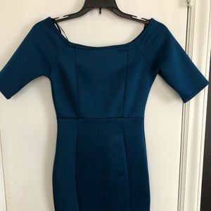 Short blue dress